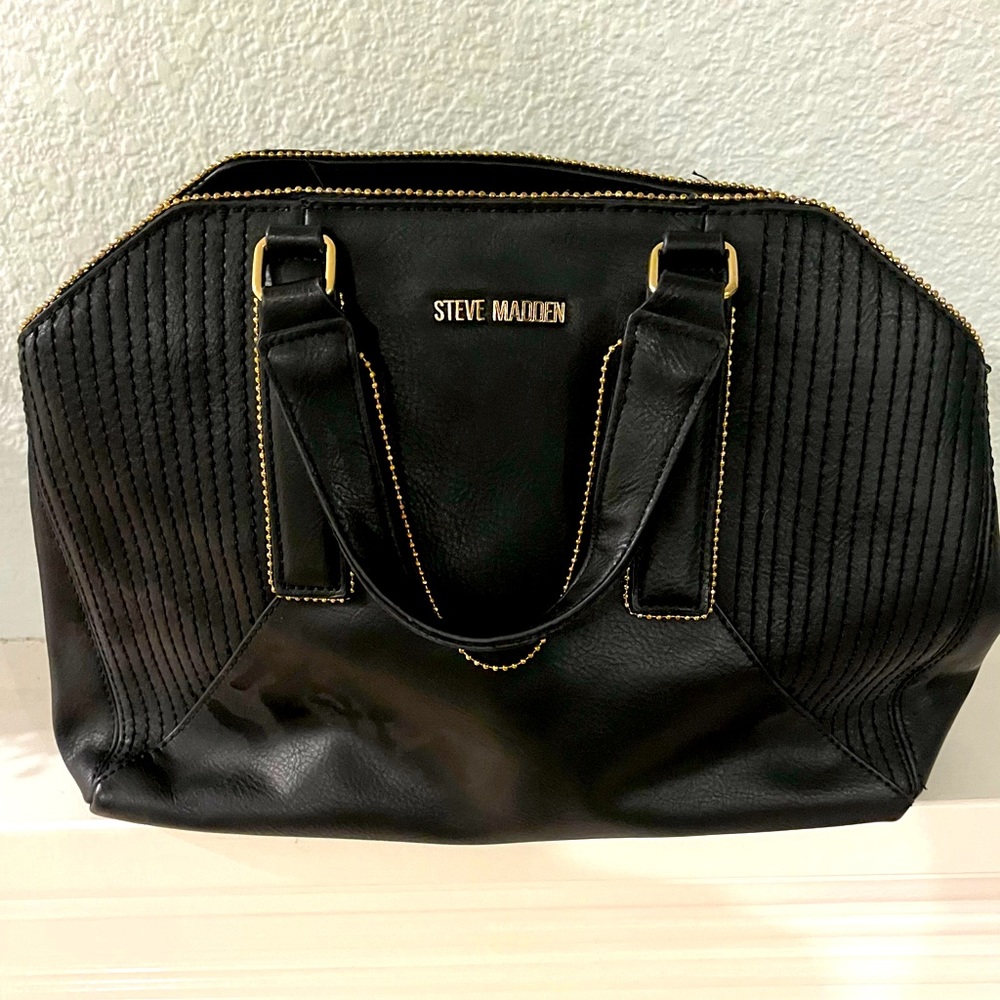 Vintage Steve Madden faux leather purse medium size